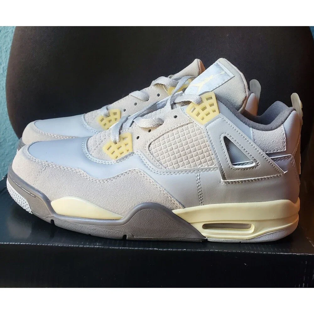 Air Jordan 4 Retro SE Craft Photon Dust. Size 10